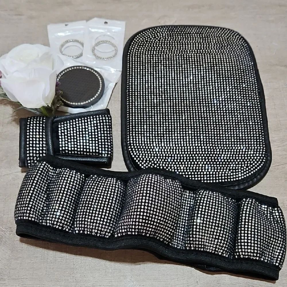 Black 🎁 and Silver Rhinestone 7 Piece Car Accessories Set